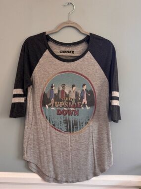 Stranger Things The Upside Down Raglan Long Sleeve Tee - Grey/Black